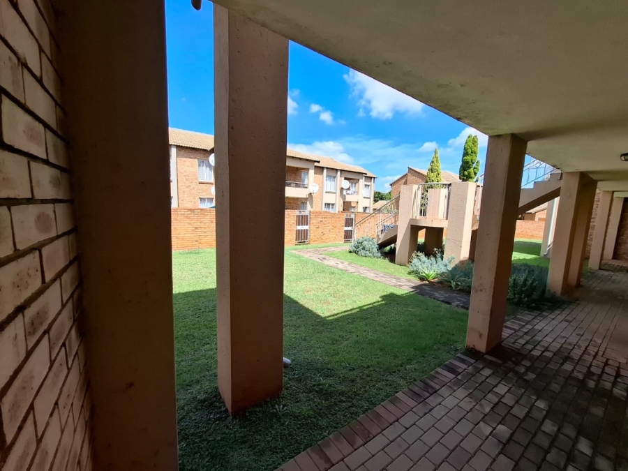 2 Bedroom Property for Sale in Equestria Gauteng
