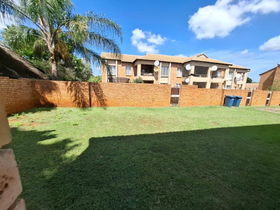 2 Bedroom Property for Sale in Equestria Gauteng