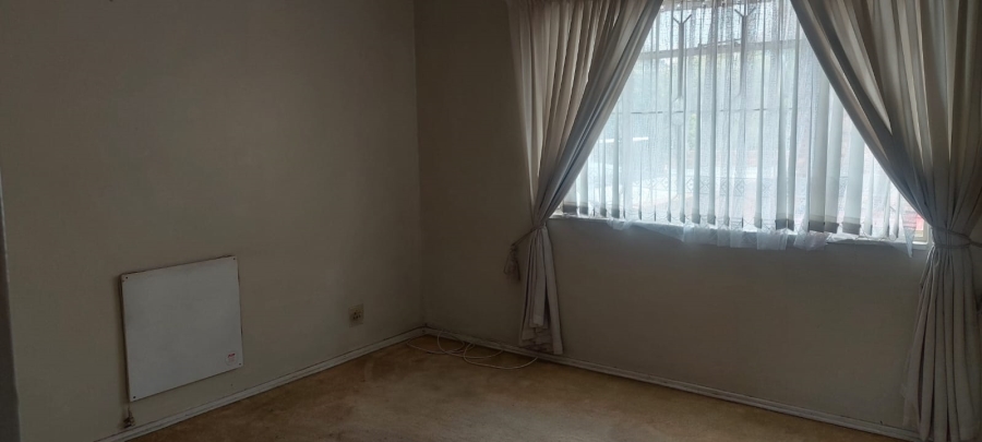 2 Bedroom Property for Sale in Dayanglen Gauteng