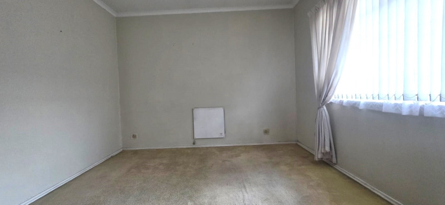2 Bedroom Property for Sale in Dayanglen Gauteng