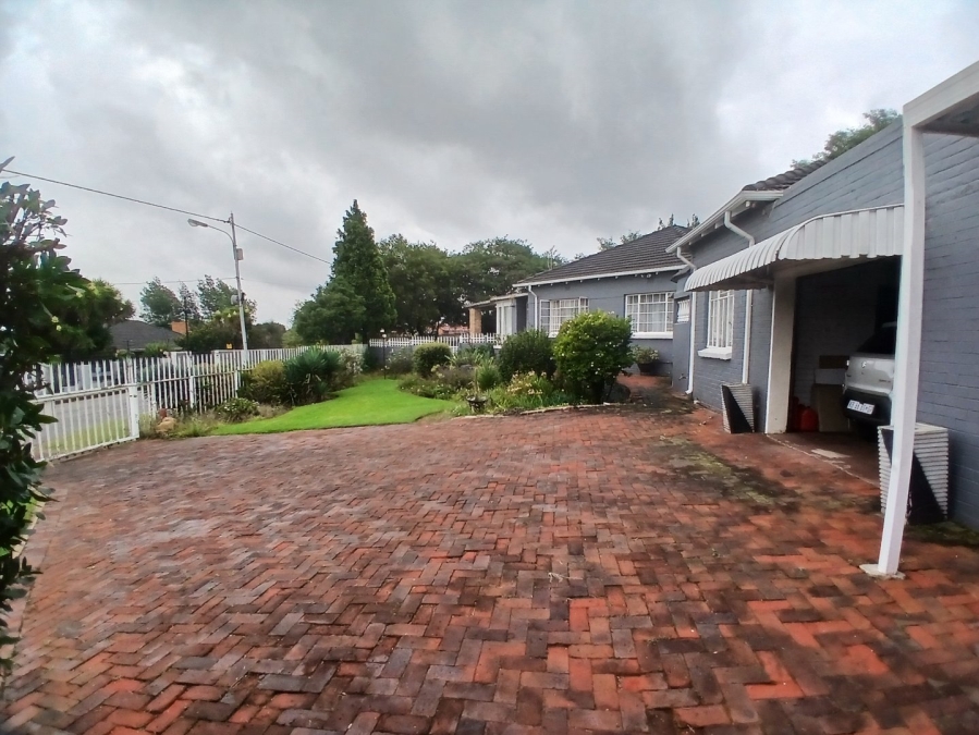 3 Bedroom Property for Sale in Horison Gauteng