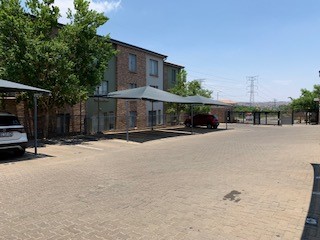 To Let 2 Bedroom Property for Rent in Rooihuiskraal North Gauteng