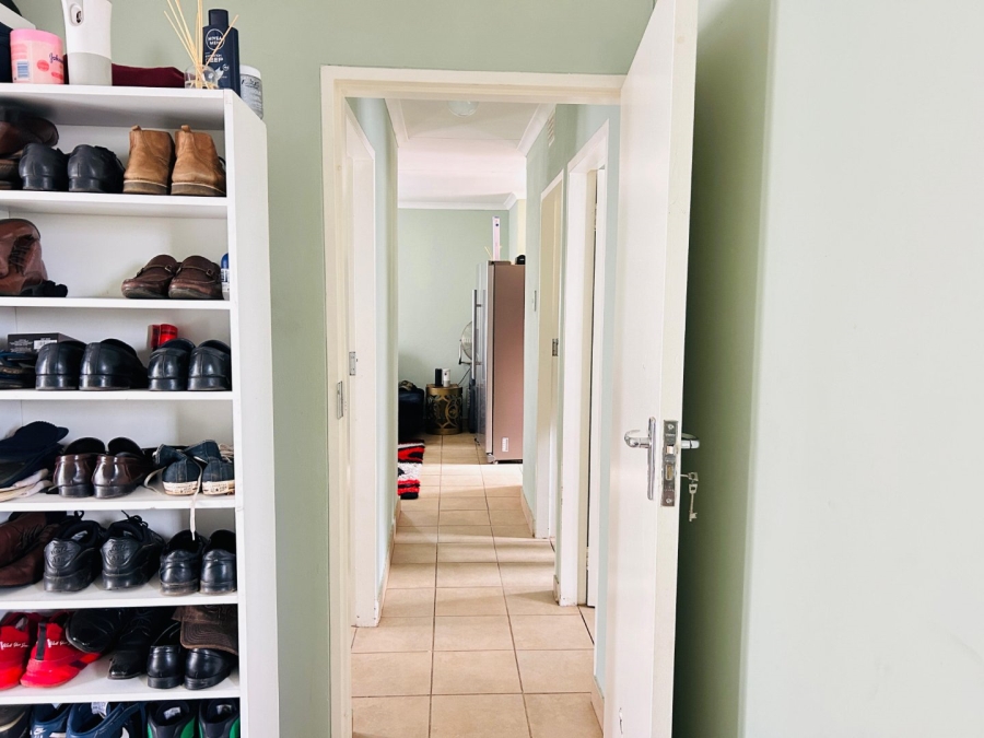 3 Bedroom Property for Sale in Palm Ridge Gauteng