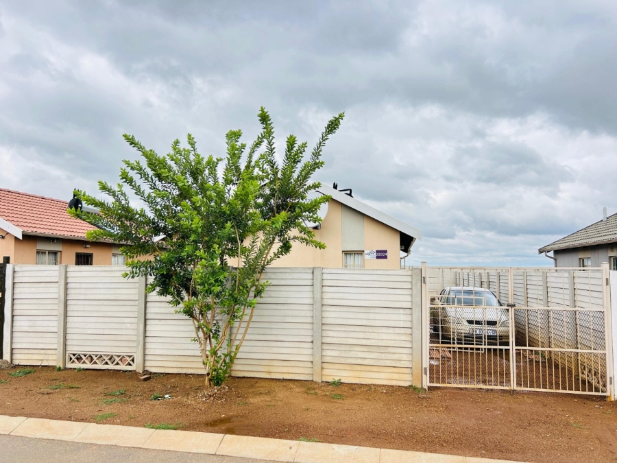 3 Bedroom Property for Sale in Palm Ridge Gauteng