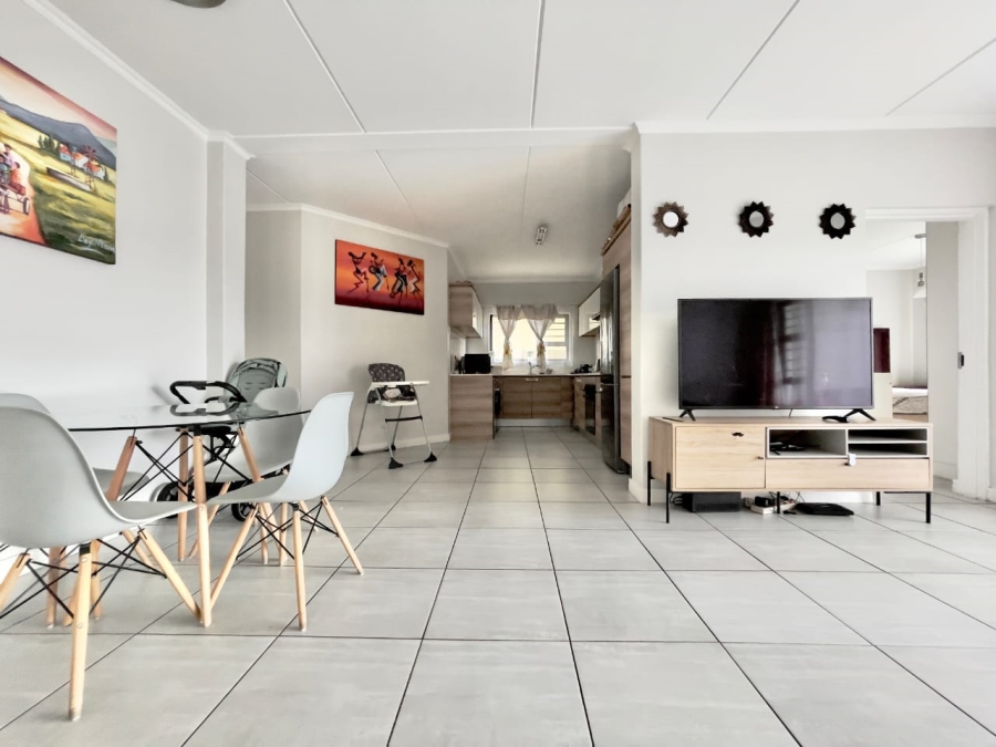 To Let 3 Bedroom Property for Rent in Waterfall Gauteng