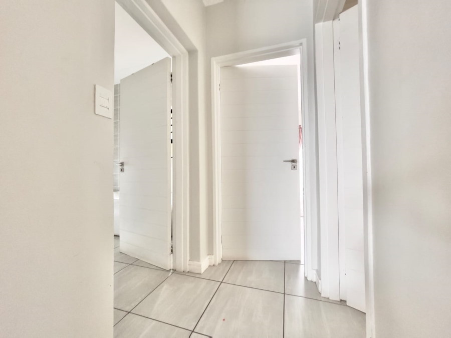 To Let 3 Bedroom Property for Rent in Waterfall Gauteng