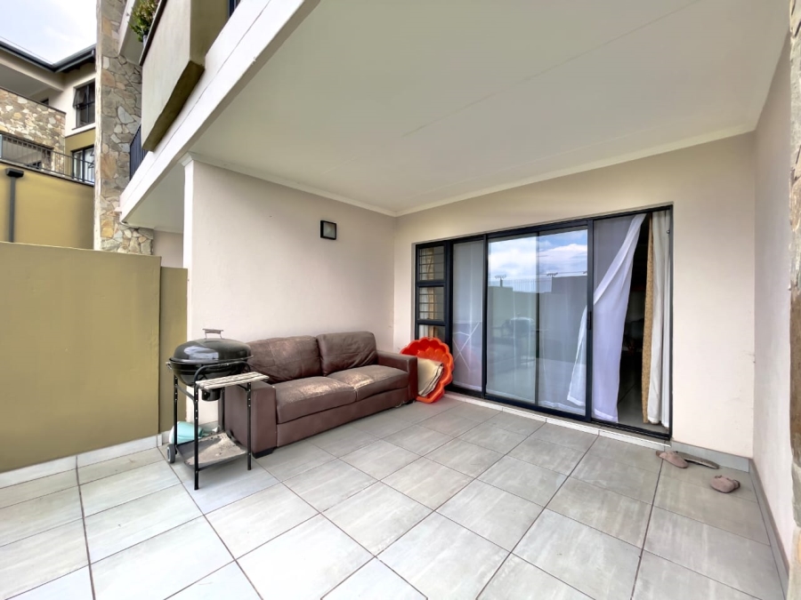 To Let 3 Bedroom Property for Rent in Waterfall Gauteng