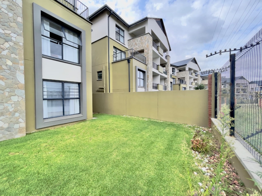 To Let 3 Bedroom Property for Rent in Waterfall Gauteng