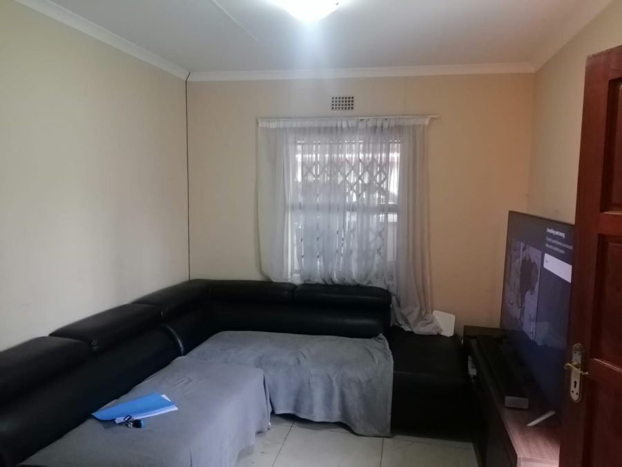 To Let 2 Bedroom Property for Rent in Riverside View Gauteng