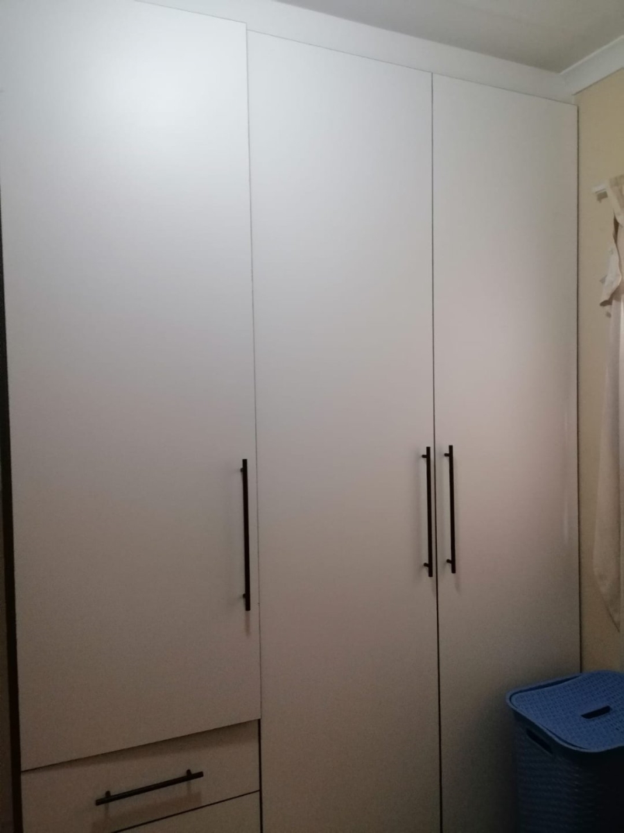 To Let 2 Bedroom Property for Rent in Riverside View Gauteng