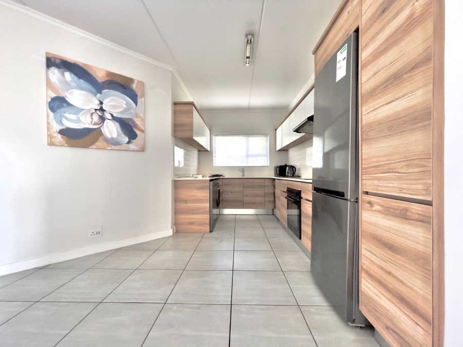 To Let 3 Bedroom Property for Rent in Waterfall Gauteng