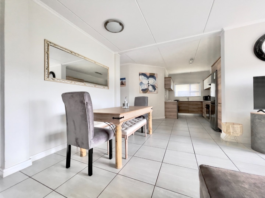 To Let 3 Bedroom Property for Rent in Waterfall Gauteng