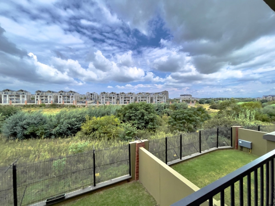 To Let 3 Bedroom Property for Rent in Waterfall Gauteng