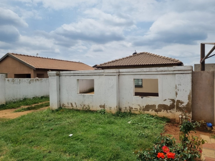 2 Bedroom Property for Sale in Windmill Park Gauteng