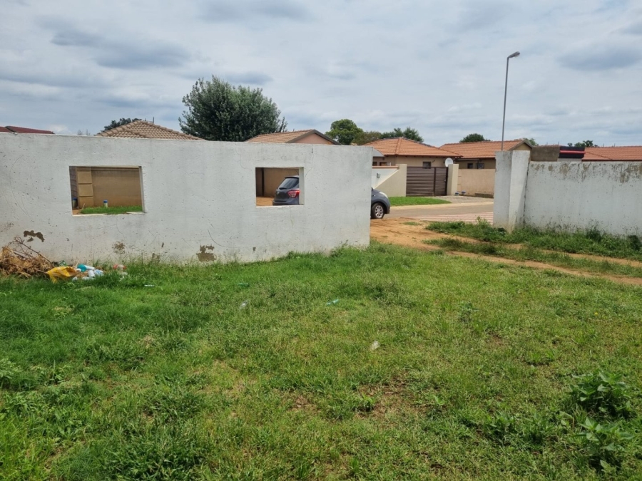 2 Bedroom Property for Sale in Windmill Park Gauteng