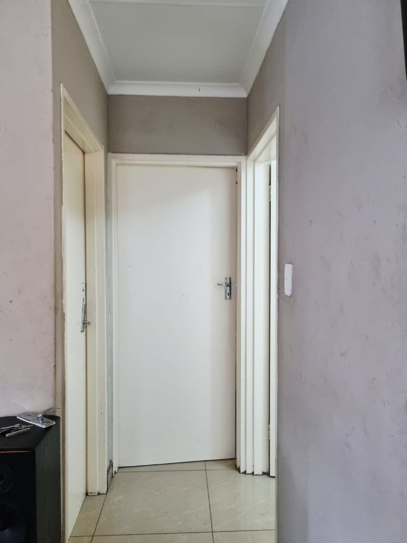 2 Bedroom Property for Sale in Windmill Park Gauteng