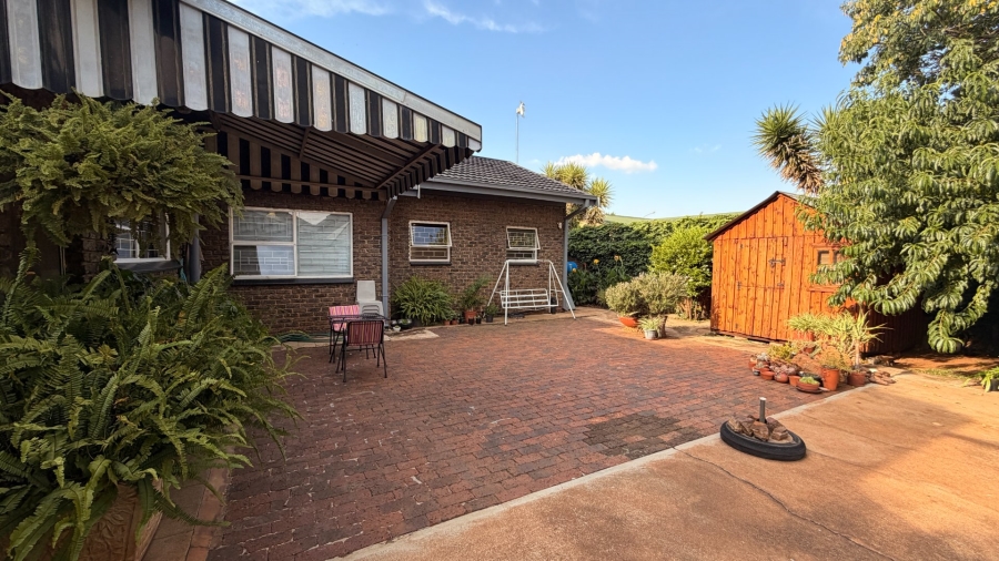 3 Bedroom Property for Sale in Pretoriusrus Gauteng