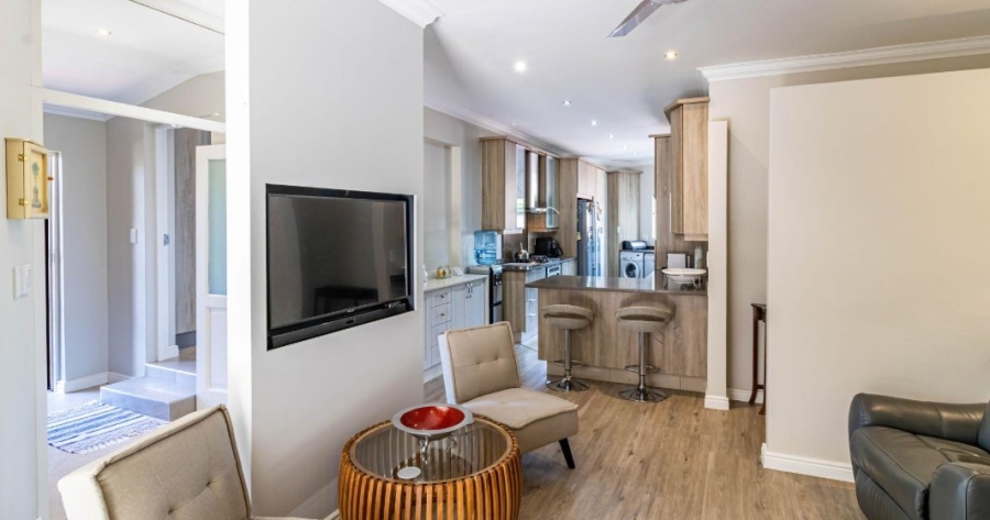 5 Bedroom Property for Sale in Bassonia Gauteng