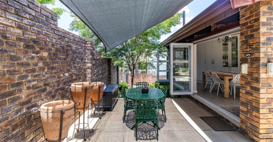 5 Bedroom Property for Sale in Bassonia Gauteng