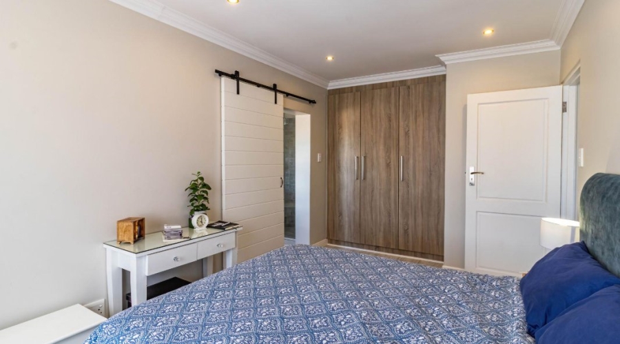 5 Bedroom Property for Sale in Bassonia Gauteng