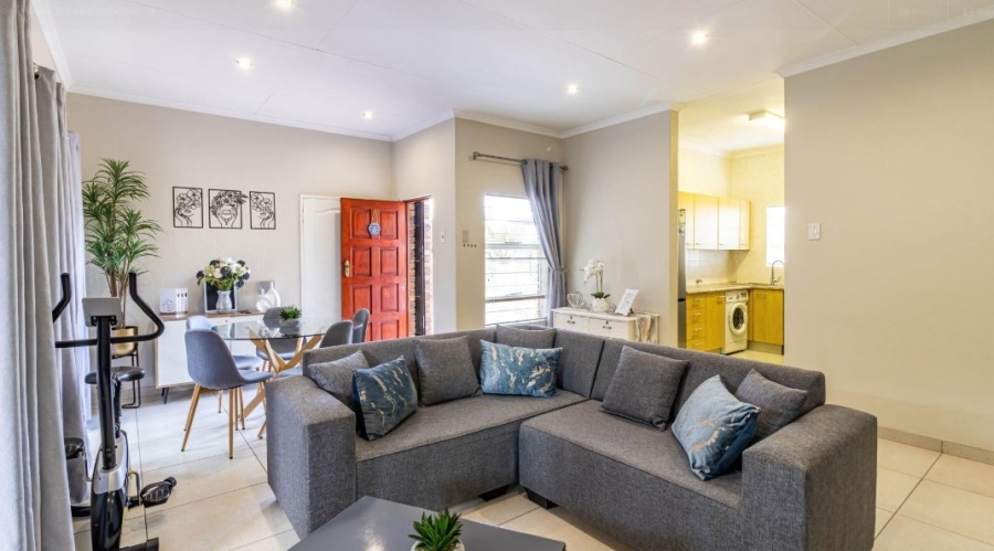 5 Bedroom Property for Sale in Bassonia Gauteng