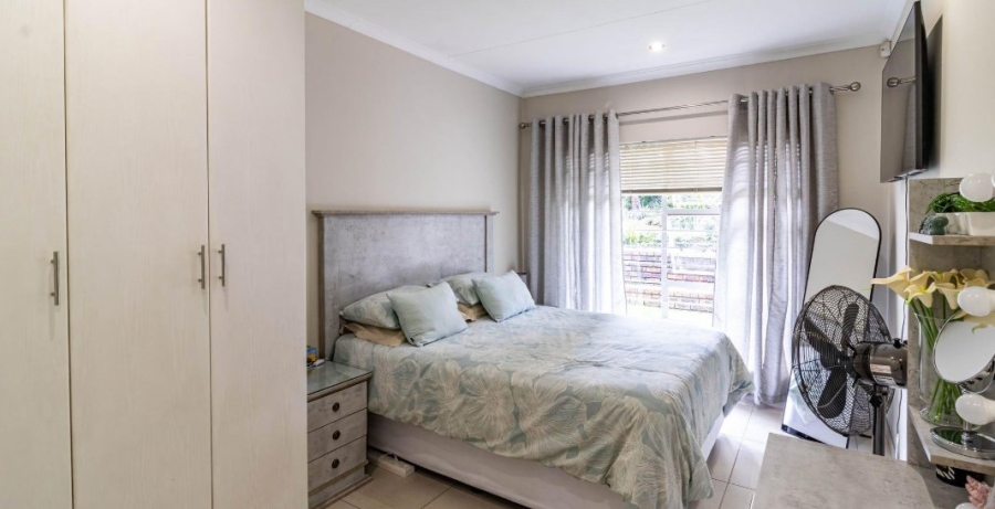 5 Bedroom Property for Sale in Bassonia Gauteng