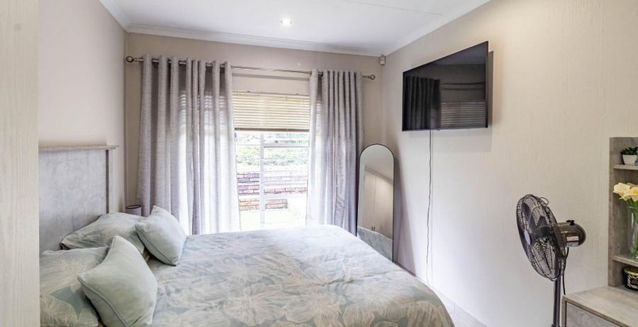 5 Bedroom Property for Sale in Bassonia Gauteng