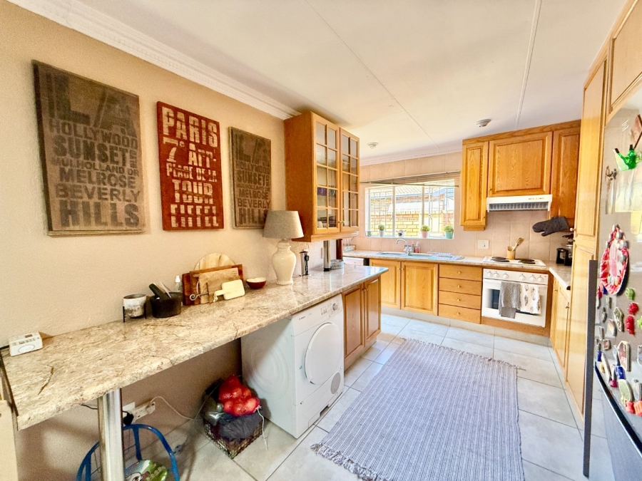 3 Bedroom Property for Sale in New Redruth Gauteng