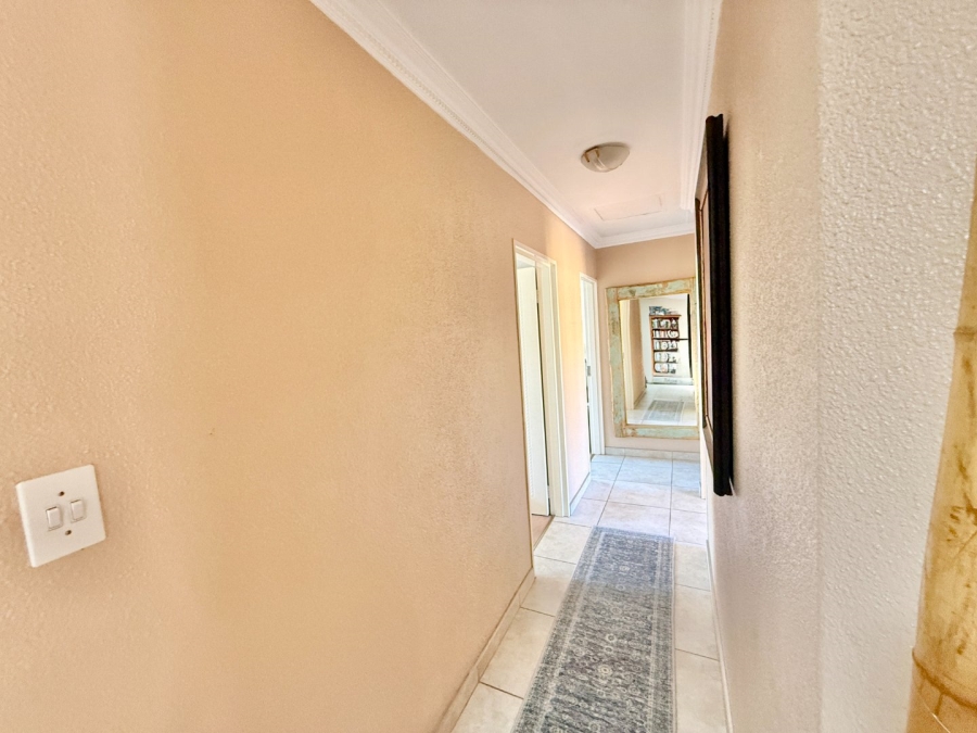 3 Bedroom Property for Sale in New Redruth Gauteng