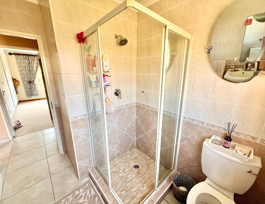 3 Bedroom Property for Sale in New Redruth Gauteng