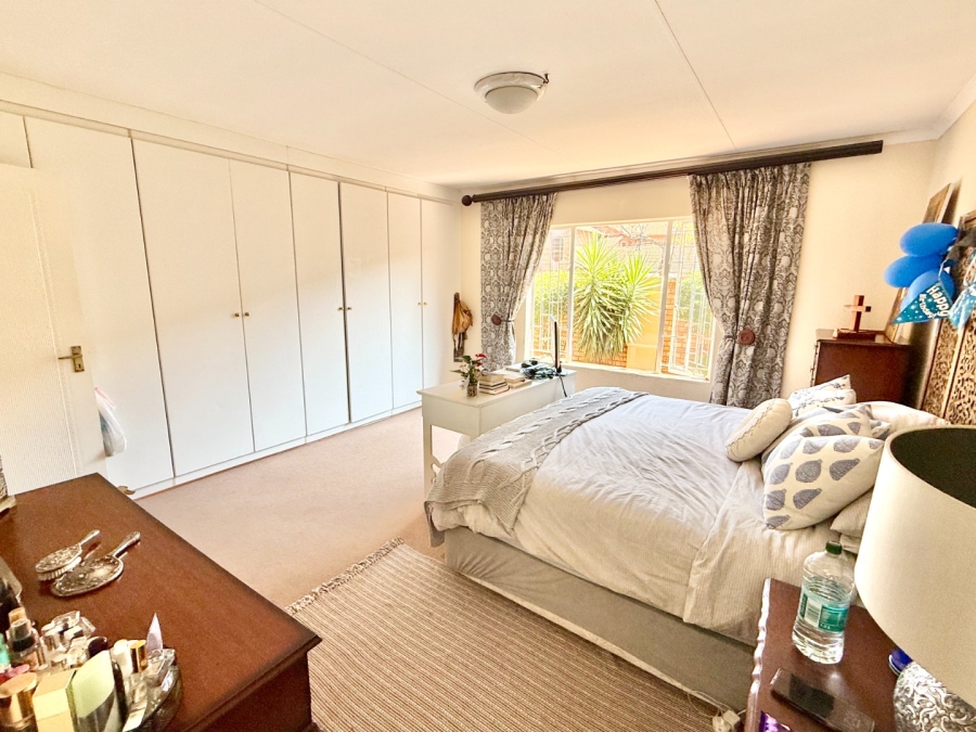 3 Bedroom Property for Sale in New Redruth Gauteng