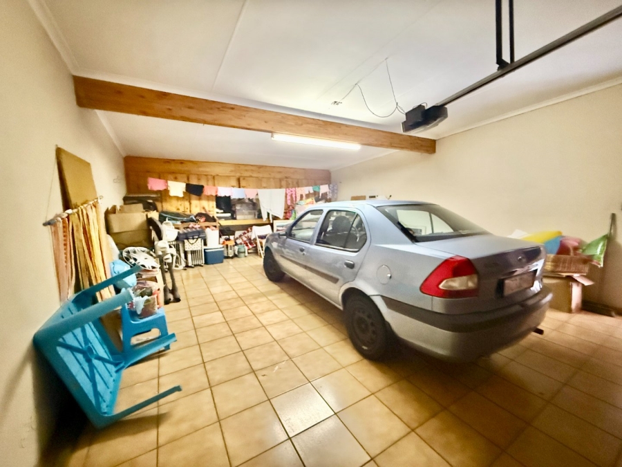 3 Bedroom Property for Sale in New Redruth Gauteng