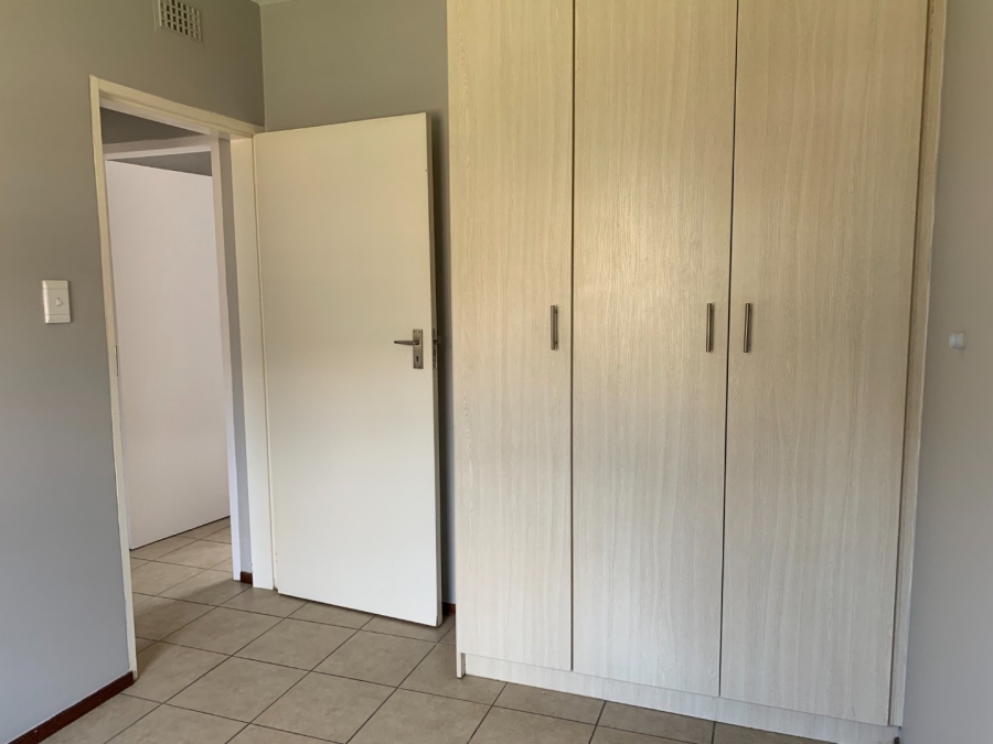 To Let 2 Bedroom Property for Rent in Noordwyk Gauteng
