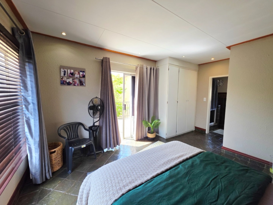 3 Bedroom Property for Sale in La Montagne Gauteng
