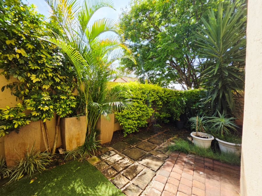 3 Bedroom Property for Sale in La Montagne Gauteng