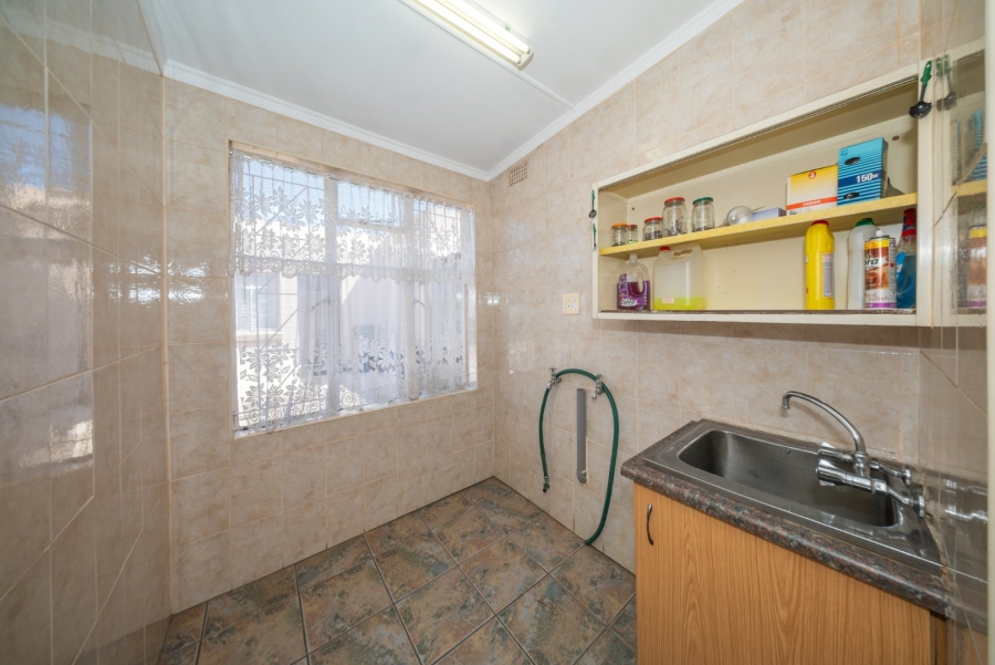 3 Bedroom Property for Sale in Symhurst Gauteng