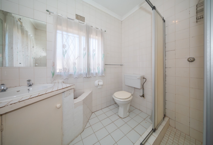 3 Bedroom Property for Sale in Symhurst Gauteng