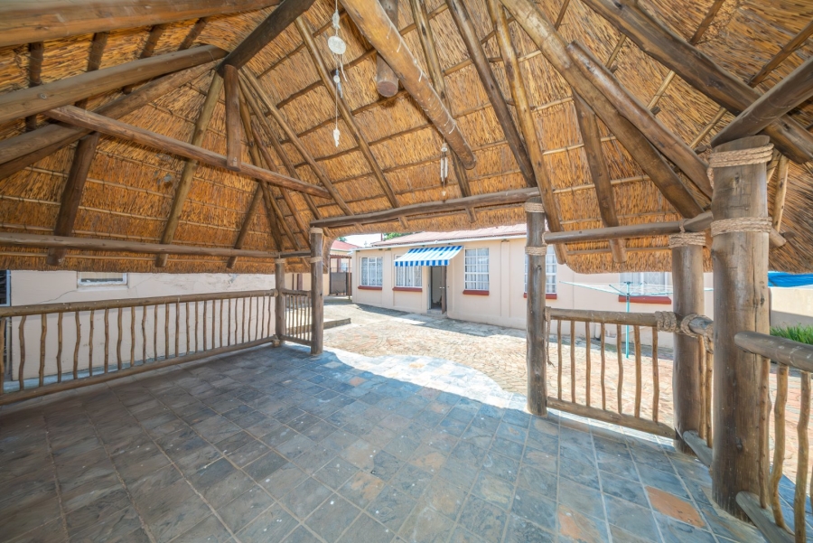 3 Bedroom Property for Sale in Symhurst Gauteng