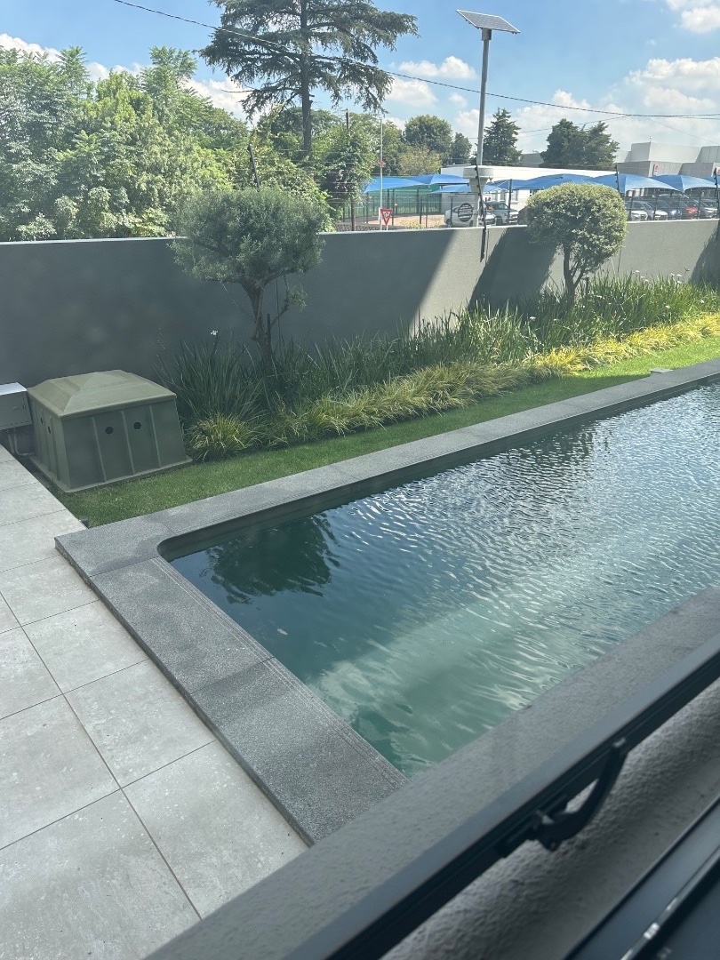 To Let 2 Bedroom Property for Rent in Rivonia Gauteng