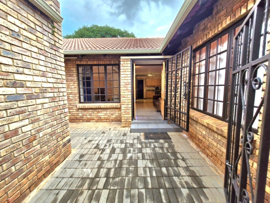 4 Bedroom Property for Sale in Montana Park Gauteng