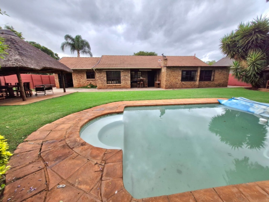 4 Bedroom Property for Sale in Montana Park Gauteng