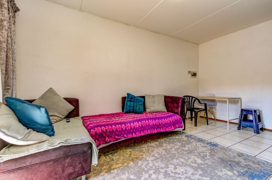 2 Bedroom Property for Sale in Comet Gauteng