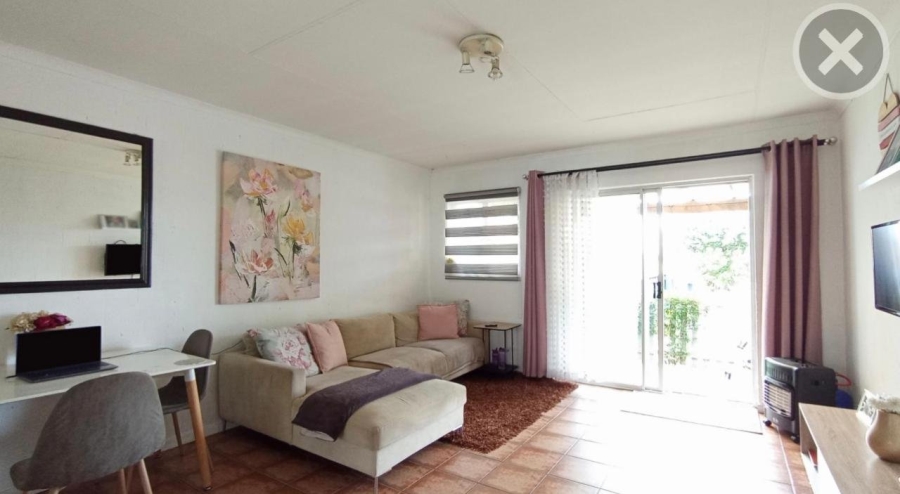 To Let 2 Bedroom Property for Rent in Greenstone Hill Gauteng