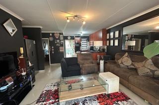 2 Bedroom Property for Sale in Illiondale Gauteng