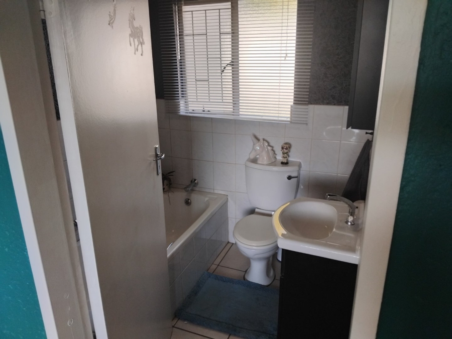 3 Bedroom Property for Sale in Eden Glen Gauteng