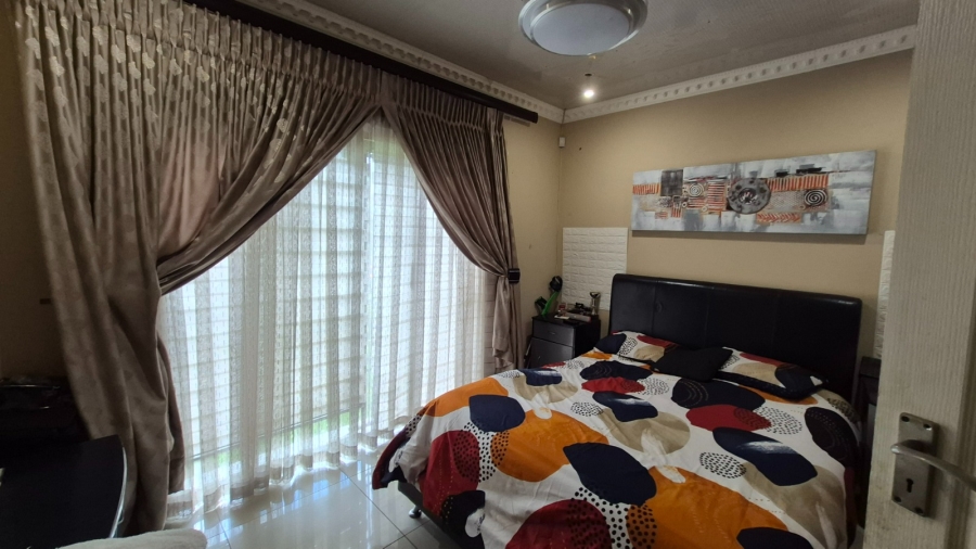 4 Bedroom Property for Sale in The Reeds Gauteng