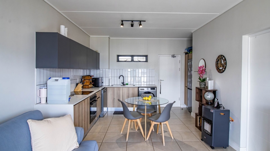 1 Bedroom Property for Sale in Aspen Hills Gauteng