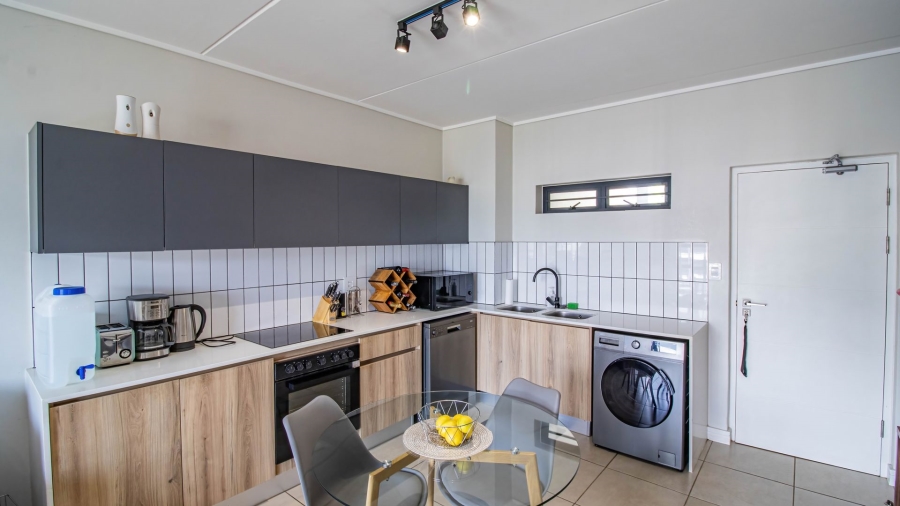 1 Bedroom Property for Sale in Aspen Hills Gauteng