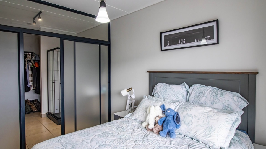 1 Bedroom Property for Sale in Aspen Hills Gauteng