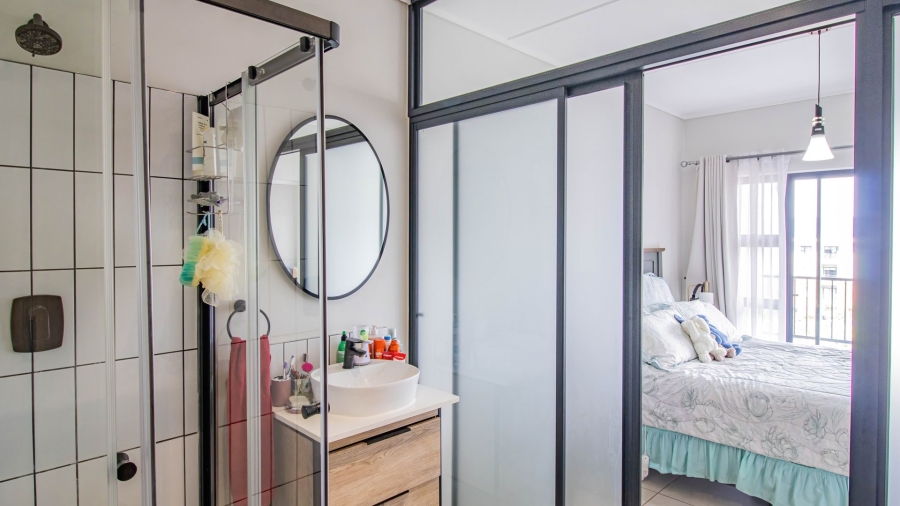 1 Bedroom Property for Sale in Aspen Hills Gauteng